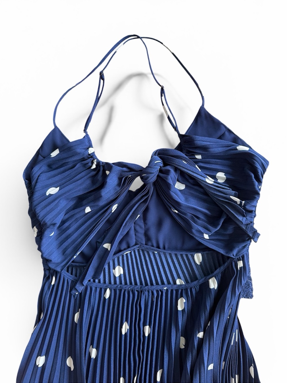 Astr the Label Blythe Navy Polka Dot Pleated Maxi Dress Medium - Picture 9 of 9